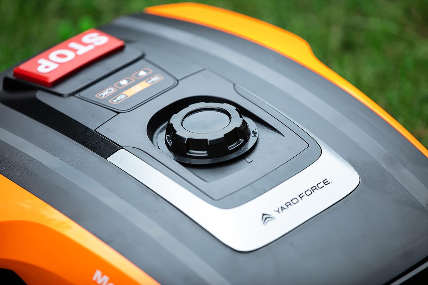 Yard Force MowBest 805 Robot koszący (do 250 m², 20V 2,0 Ah) – Automatyczna kosiarka autonomiczna z funkcją koszenia brzegów, nachyleniem do 30% i czujnikami bezpieczeństwa