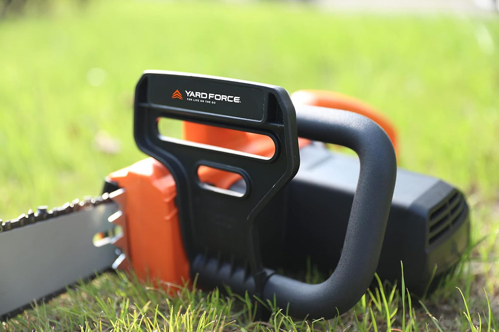 Piła łańcuchowa elektryczna Yard Force ES U35 (1800 W, prowadnica 35 cm) – pilarka z beznarzędziowym napinaniem łańcucha, miękkim startem i automatycznym smarowaniem