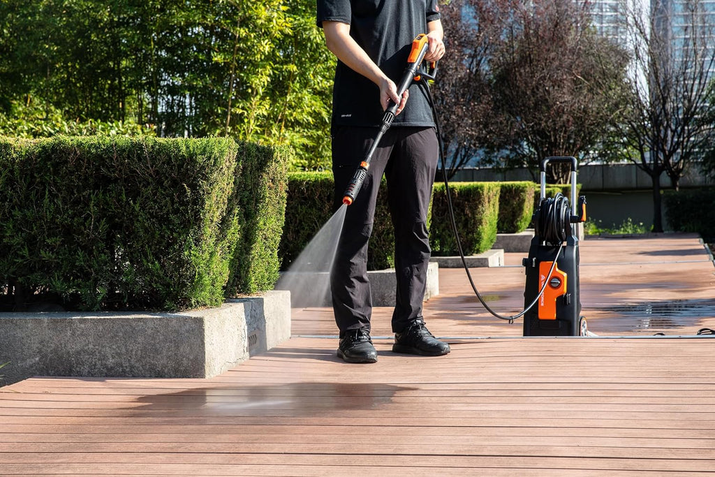 Myjka ciśnieniowa Yard Force EW U15C Premium (2000 W, 150 bar) – myjka o dużej mocy ze zwijaczem węża, uchwytem teleskopowym i dyszą Vario-Twist